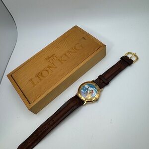 Working Disney’s The Lion King Watch Commemorative Collector’s Edition with Box